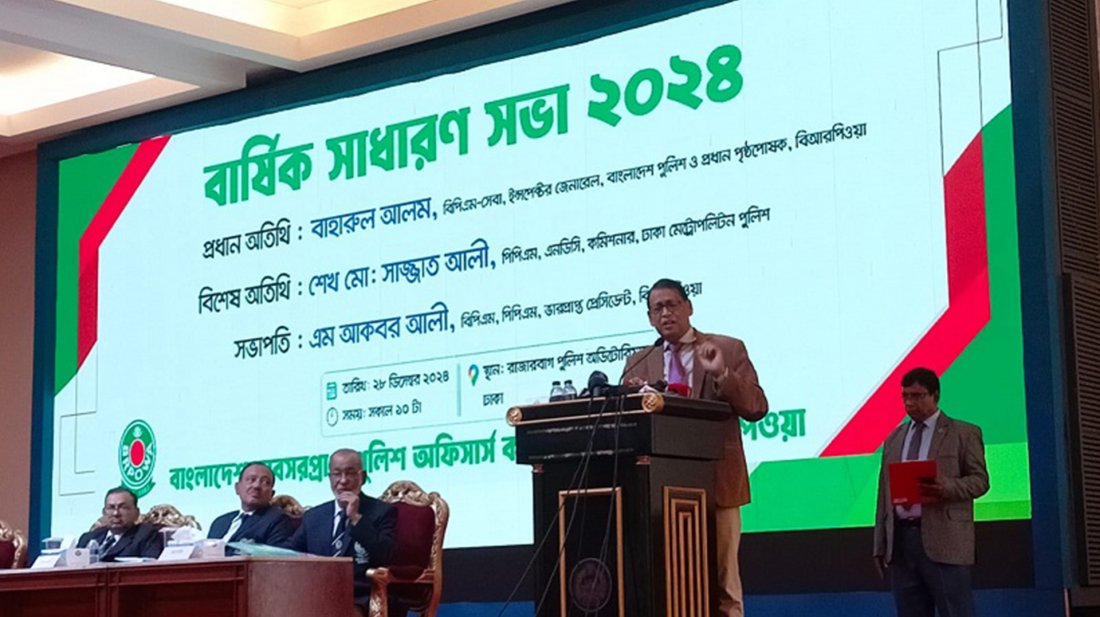 অপরাধ কমাতে পুলিশের কাছে ম্যাজিক নেই: আইজিপি