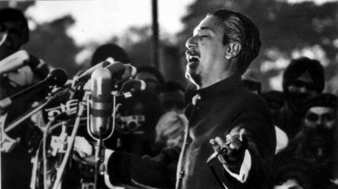 স্বাধীন বাংলাদেশের মাটিতে ফিরলেন শেখ মুজিবুর রহমান
