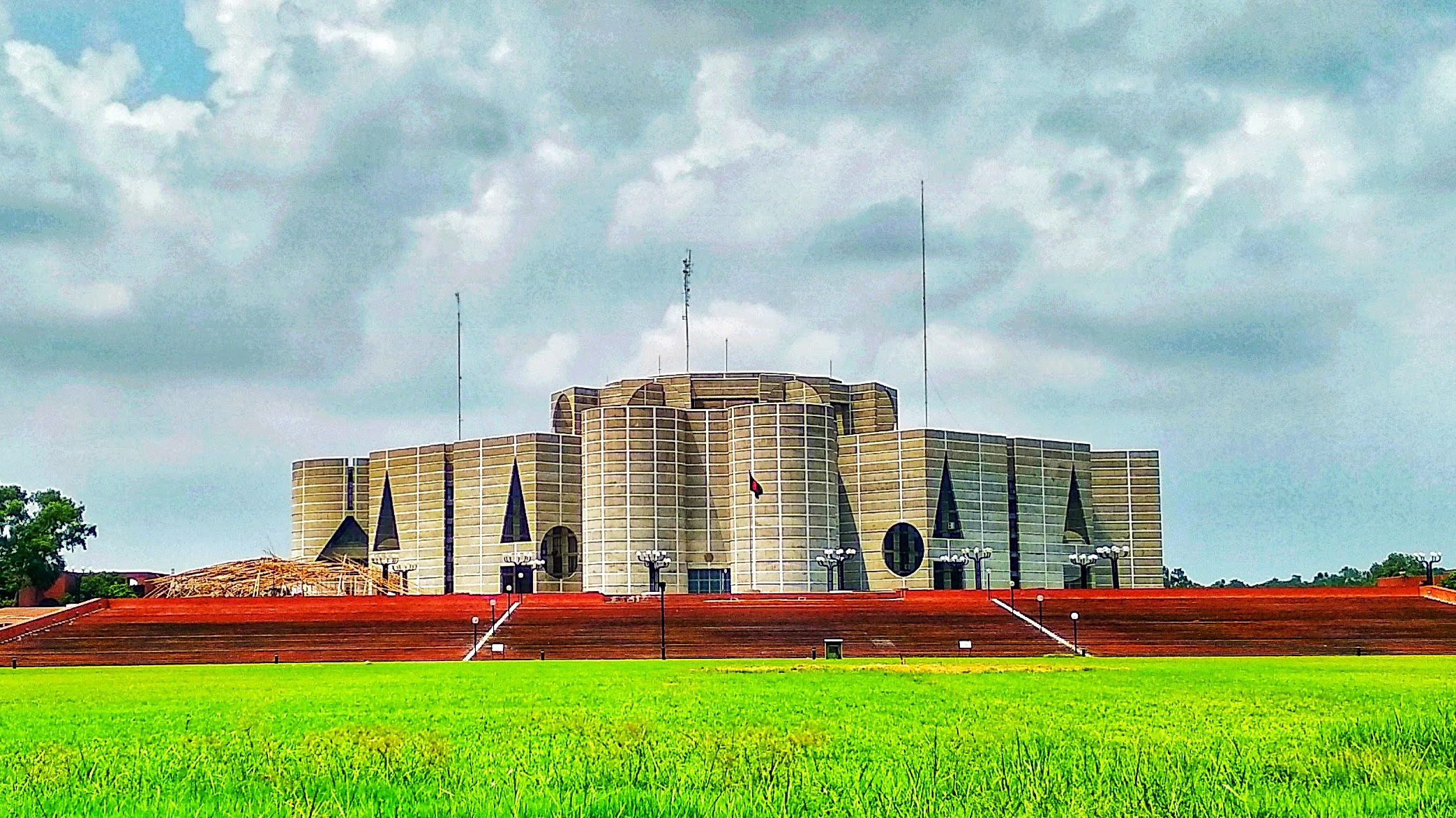 ত্রয়োদশ নির্বাচন: যে পথে এগোচ্ছে রাজনৈতিক দলগুলো