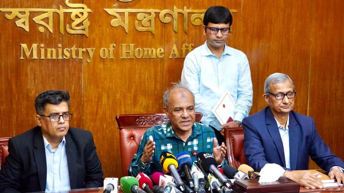 আইনশৃঙ্খলা পরিস্থিতি সন্তোষজনক: দাবি স্বরাষ্ট্র উপদেষ্টার