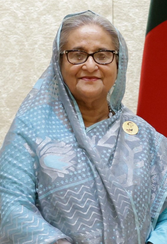 শেখ হাসিনাকে ট্রাইব্যুনালে হাজির হতে বিজ্ঞপ্তি প্রকাশের নির্দেশ
