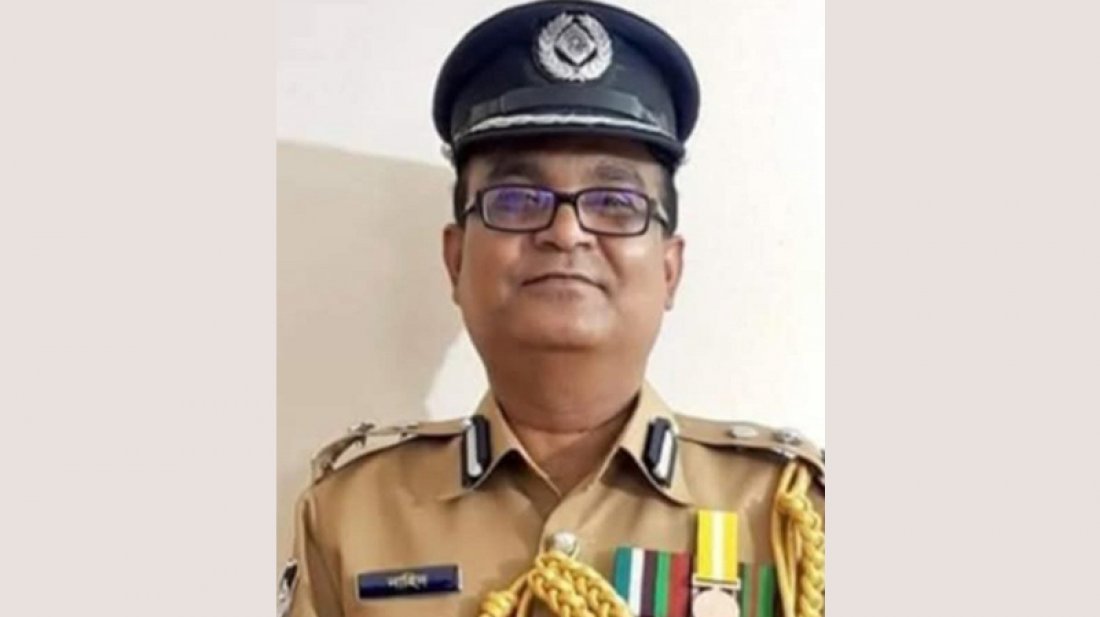 পুলিশের সাবেক ডিআইজি নাহিদুল ইসলাম গ্রেফতার