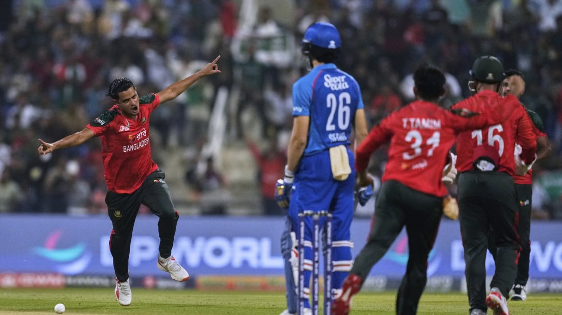 এশিয়া কাপ: আফগানদের হারিয়ে আশা বাঁচিয়ে রেখেছে বাংলাদেশ